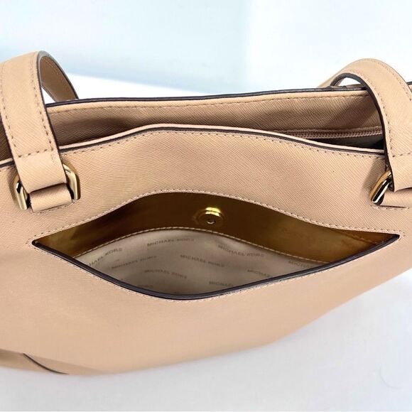 Michael Kors Frame Out Item Saffiano Leather Large North South Tote in Oyster - Picture 12 of 14